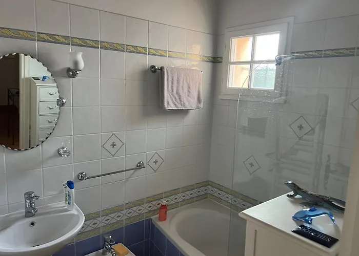 بيت للعطل Gigaro Eden View Mas St Tropez لا كروا فالميه