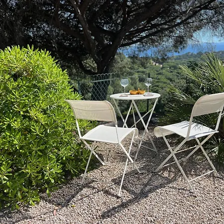 Vakantiehuis Gigaro Eden View Mas St Tropez