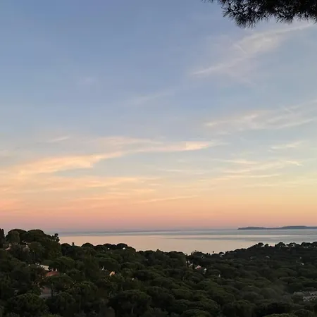 بيت للعطل Gigaro Eden View Mas St Tropez *