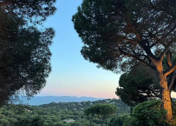 Gigaro Eden View Mas St Tropez Дом отдыха *